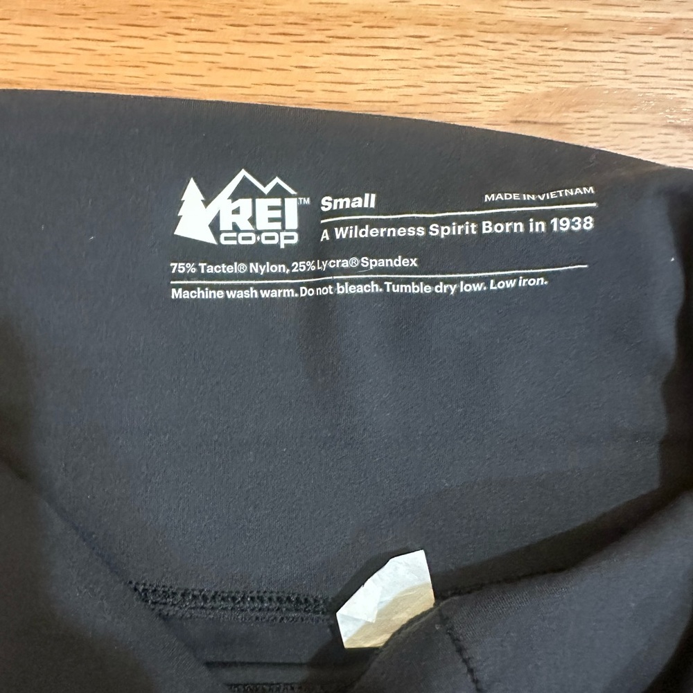 REI Black Biker Shorts with Pockets - Picture 3 of 3